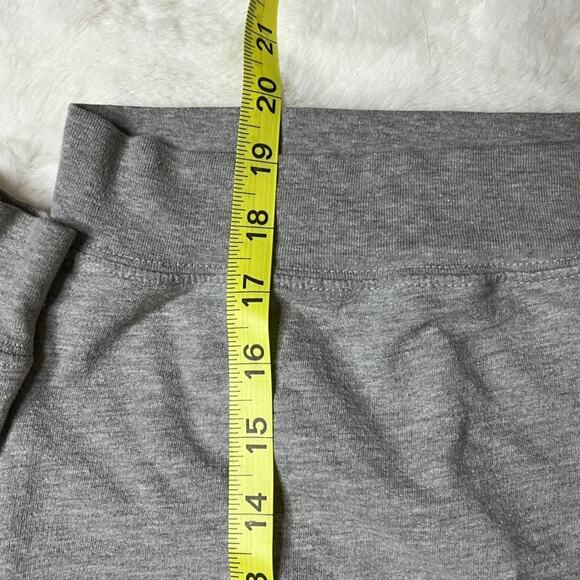 Vintage Hello Kitty Gray Sweatshirt - Picture 5 of 7